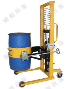 食品车间高效精准的得力助手 电动油桶秤与配料秤解析